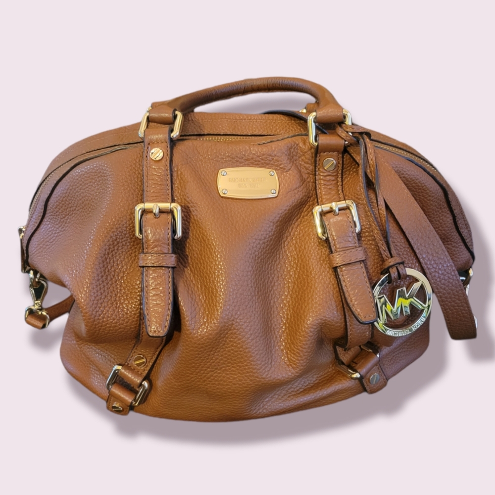 Beautiful Michael Kors purse